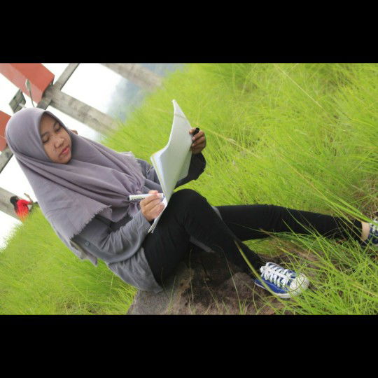 Sunarti profile icon