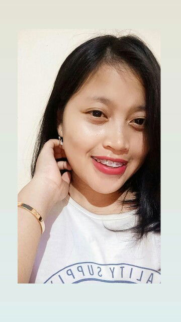 Riska Kurnisari profile icon