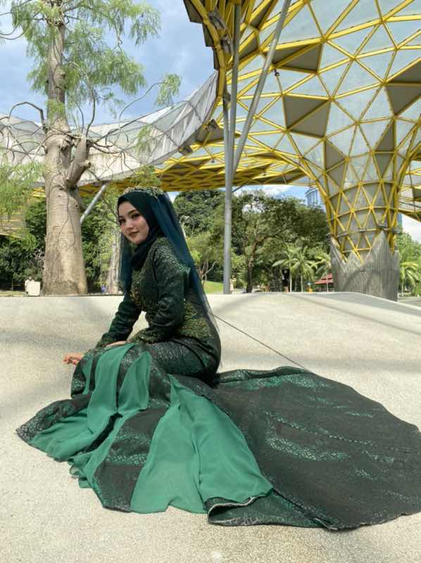 Hanani Sobri profile icon