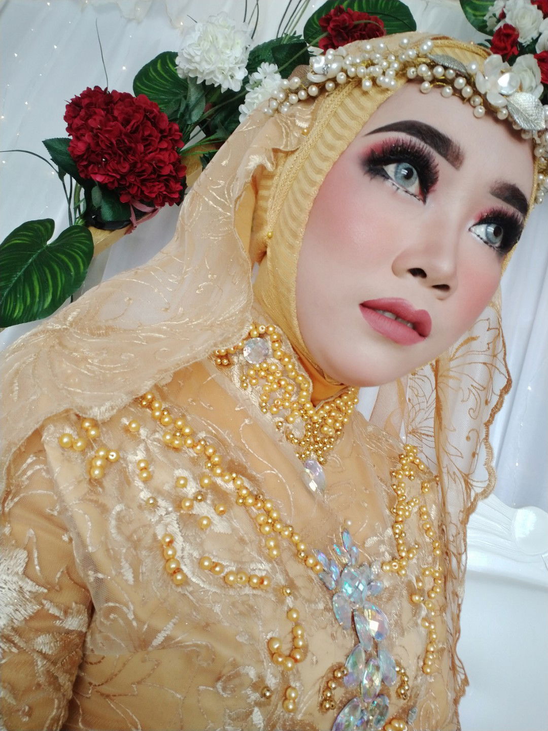 Desy Savitri profile icon