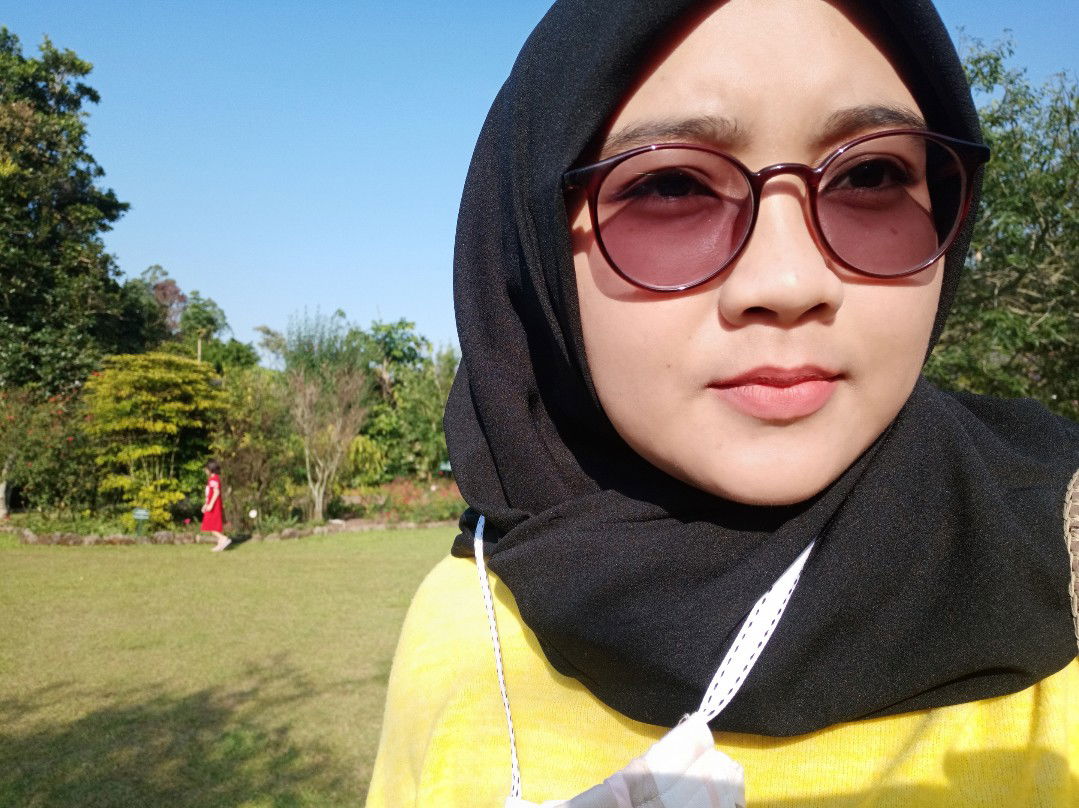 silvia Nur Pratiwi profile icon