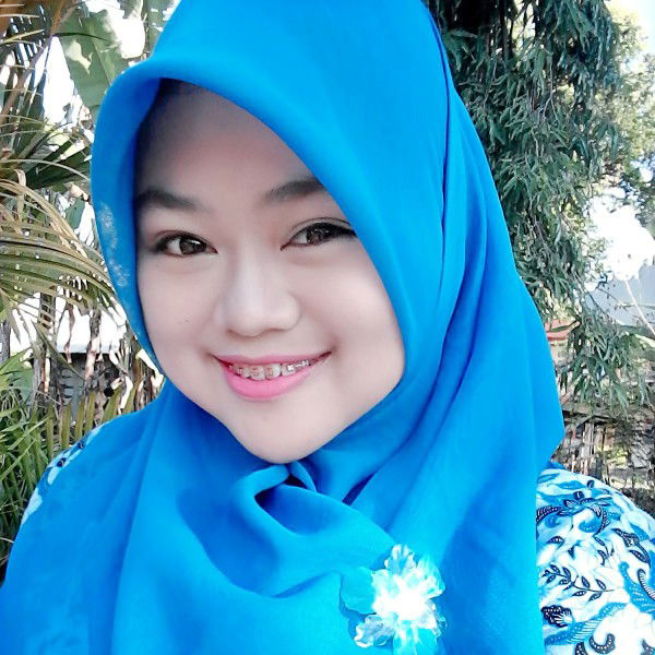 Ayu Lestari profile icon