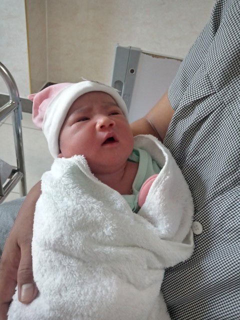 bé S U R I profile icon