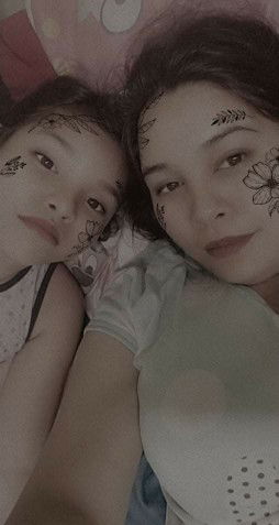 Rheena Rheens profile icon