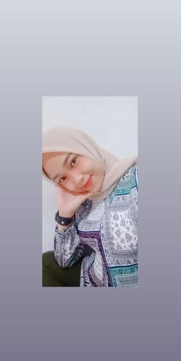 Tri Ratnasari profile icon