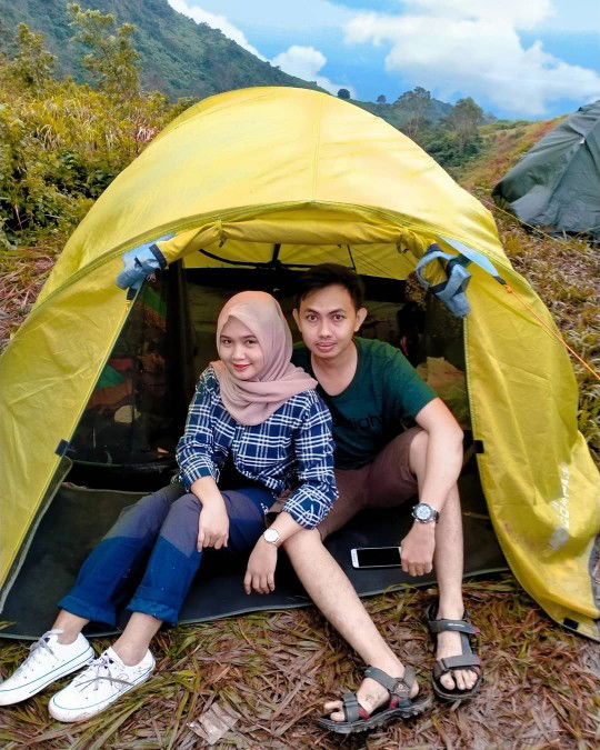 Mona Nazera profile icon