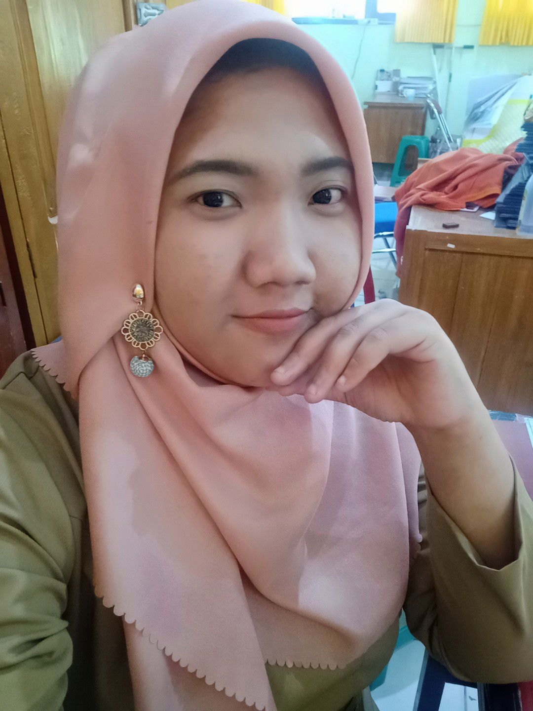 Rosiana Wati profile icon