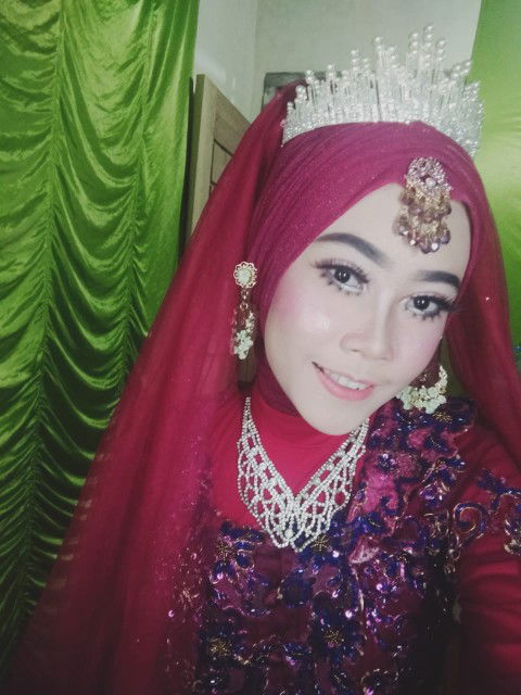 Risma Anggraini profile icon