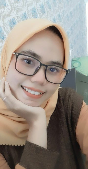 Intan Fabelah profile icon