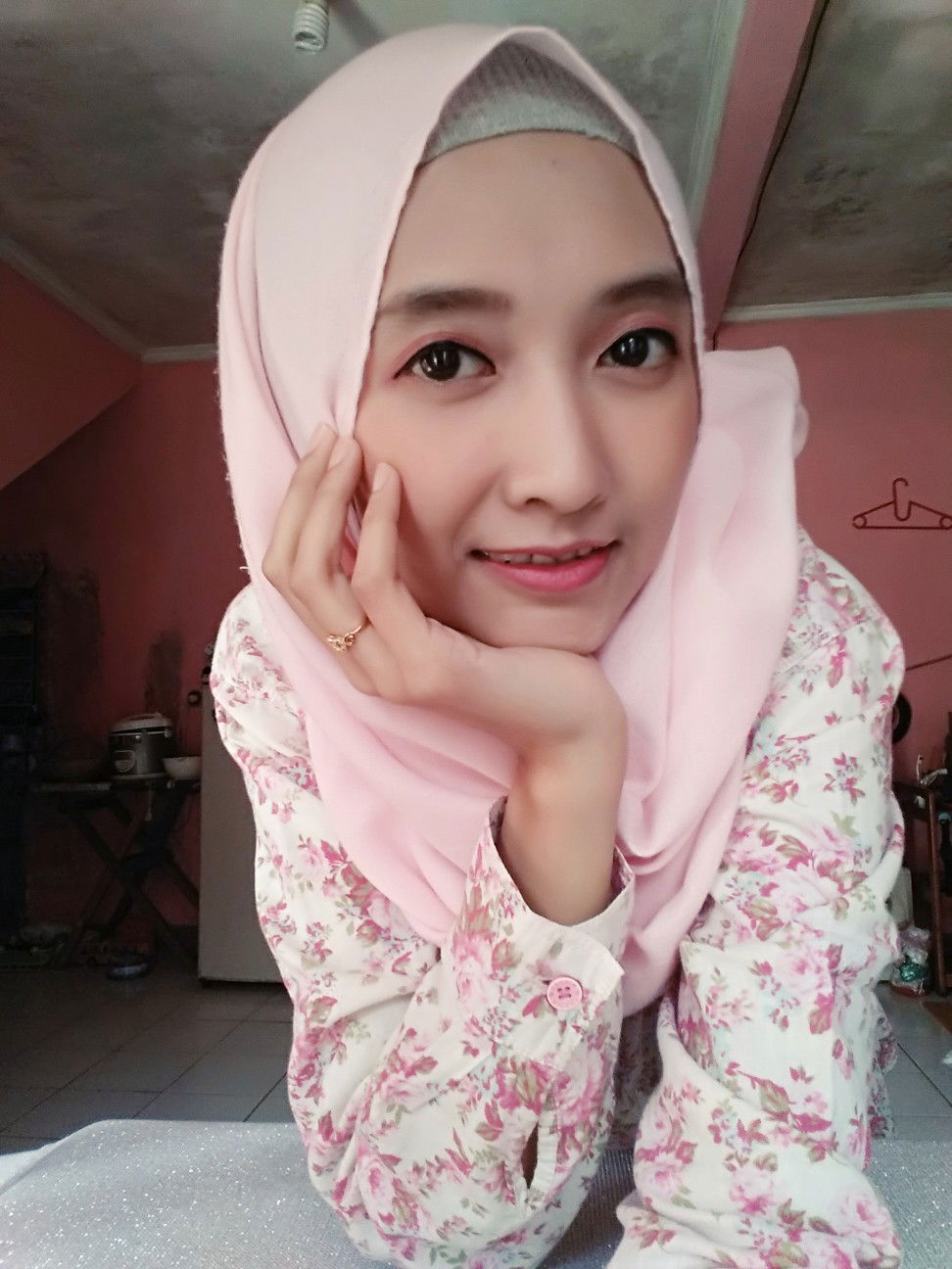 Rere Anggraeni profile icon