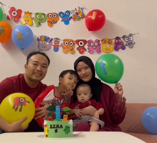 Afiqah Aziz profile icon