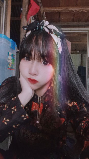 MERI VERO NICA profile icon