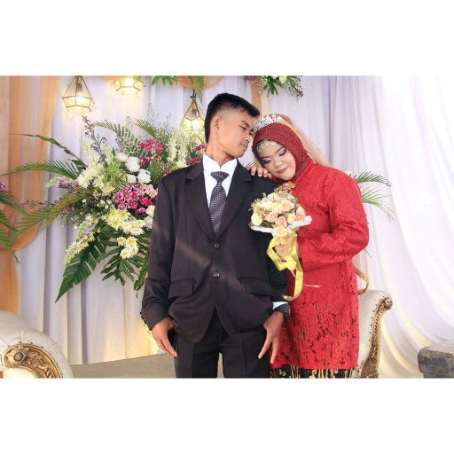 Annisa Diah profile icon