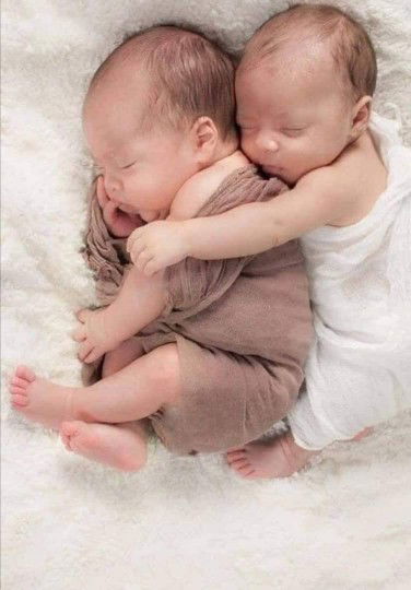 aishah zubair profile icon