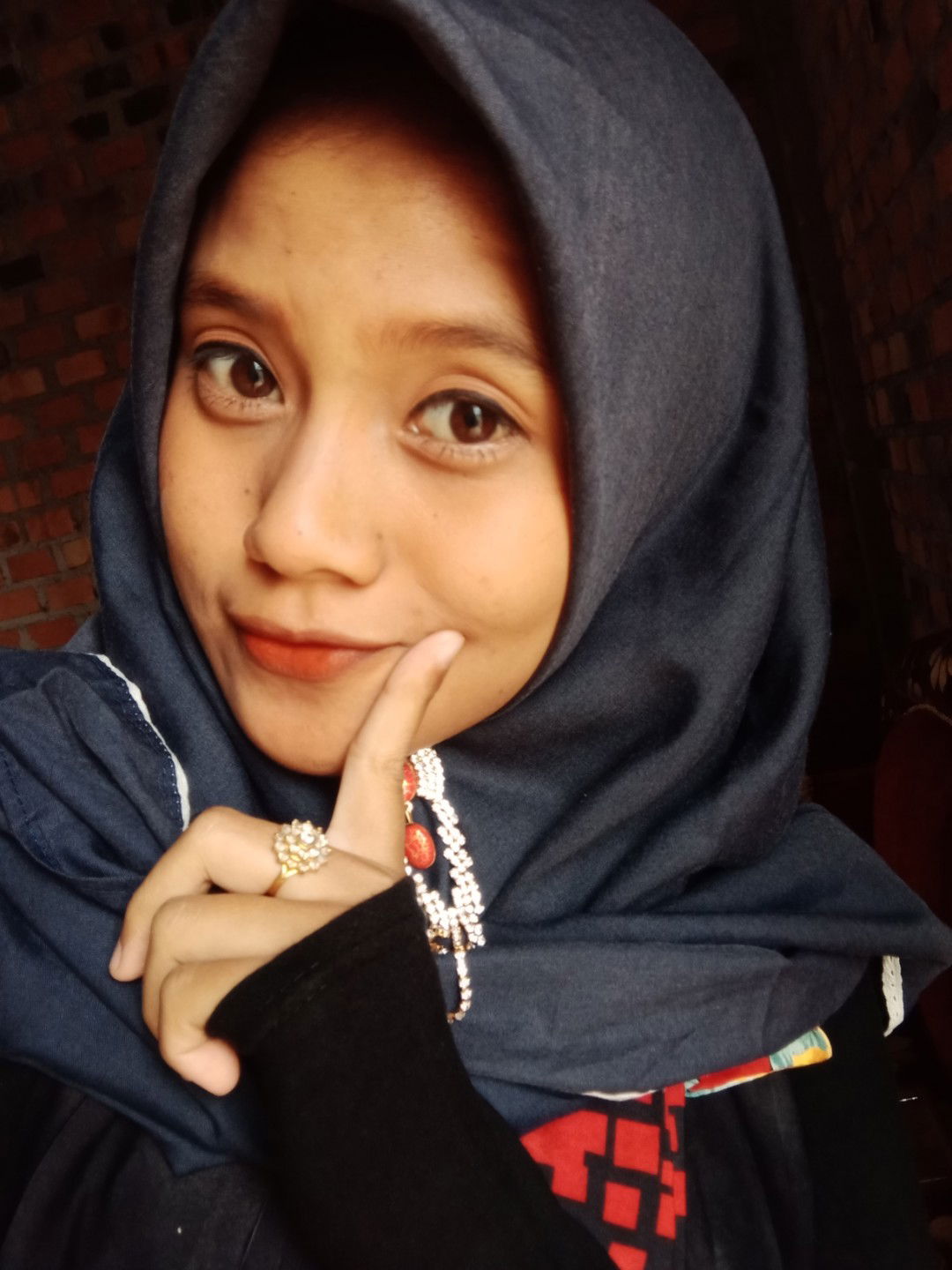 Yulie neng nong profile icon