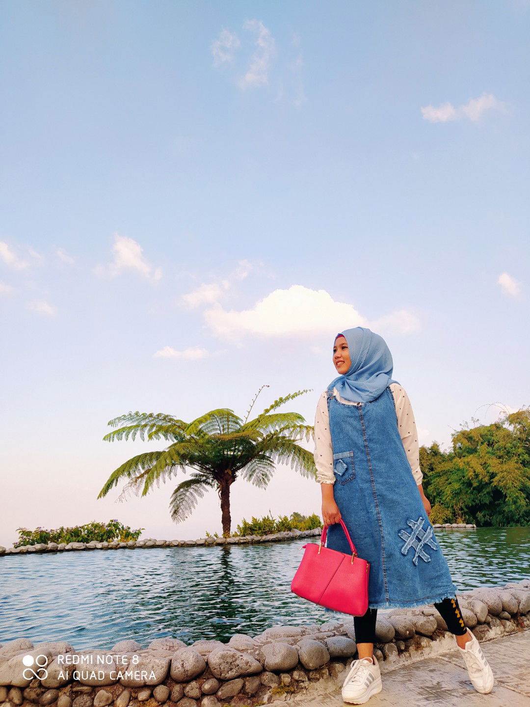 Azkiya Maghfiroh profile icon