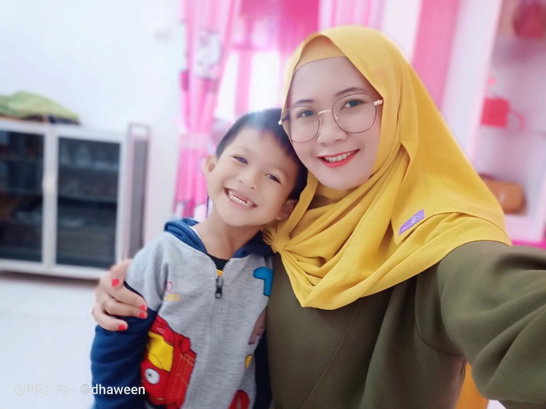 ekarestiana profile icon