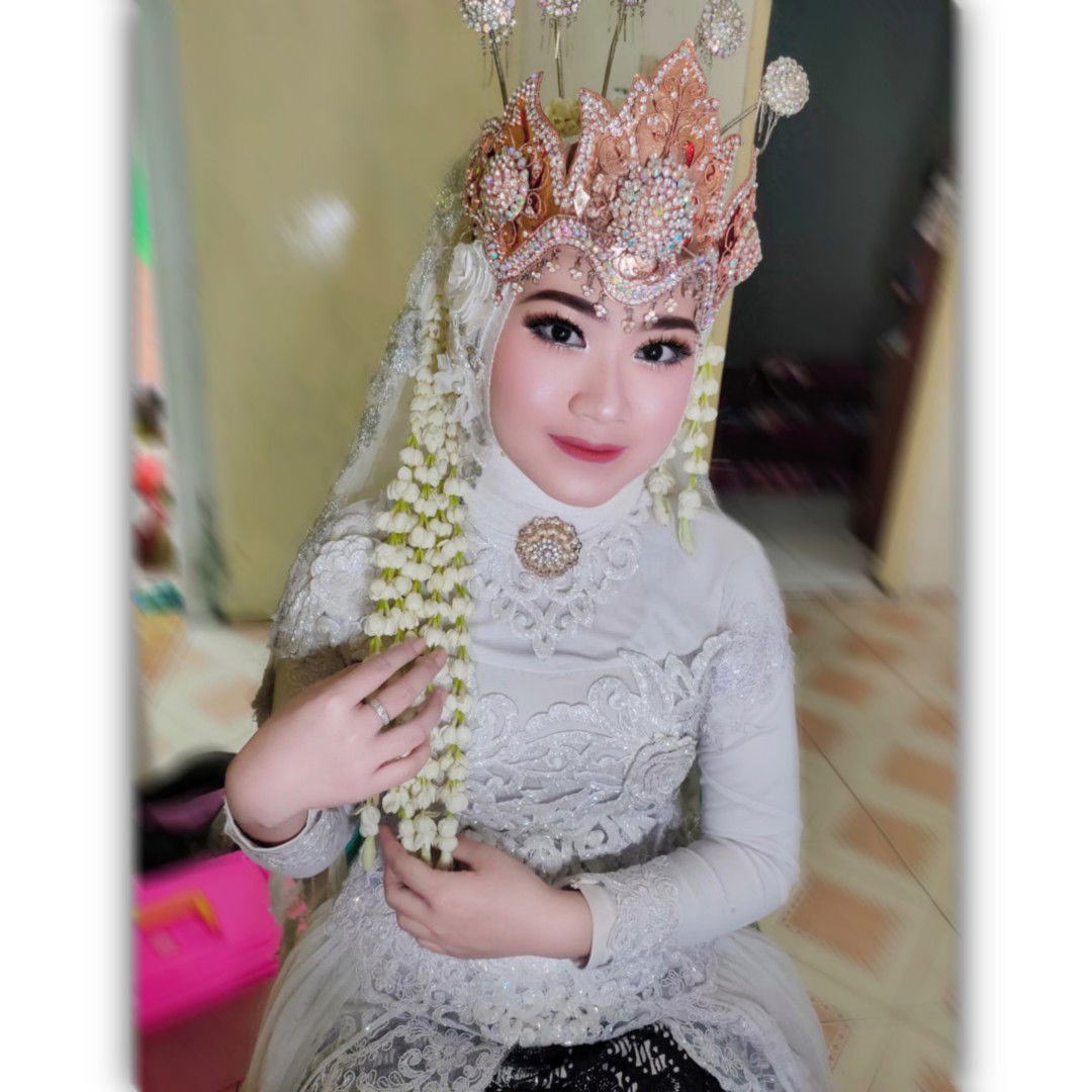 Wulan Armanita profile icon