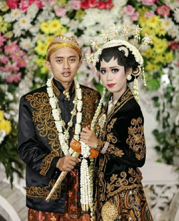 Irma Suryani profile icon