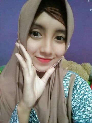 Fhitrieea Rahmawhatyy profile icon