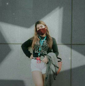 Michelle Diras Lariosa profile icon