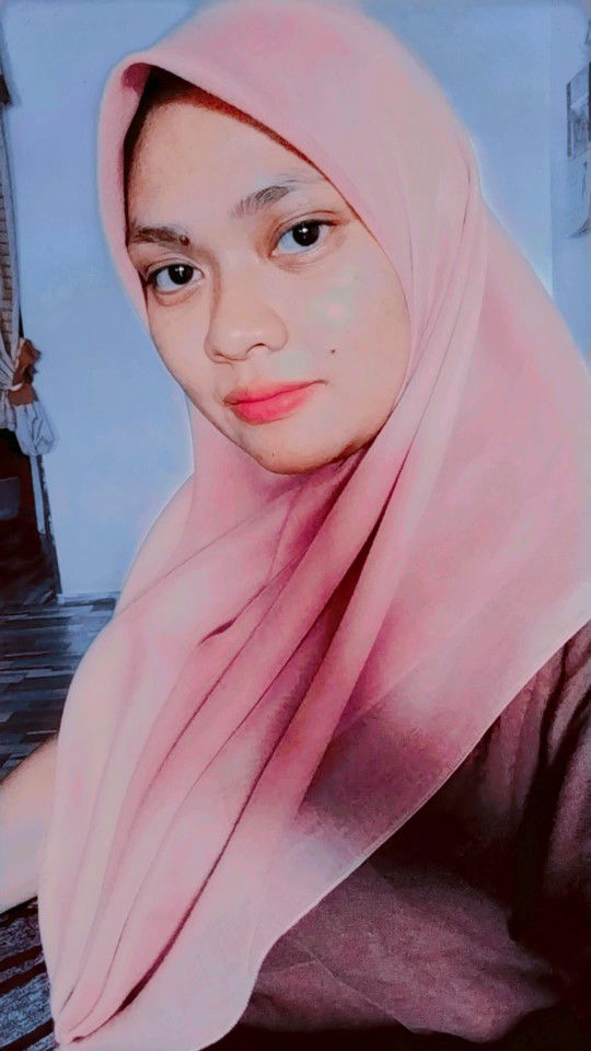 Siti Nur HaSma profile icon