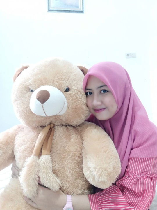 Novita Andiyani profile icon