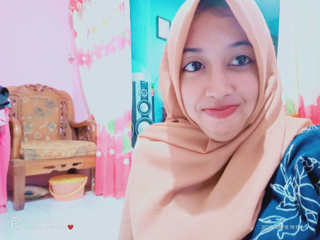 Kholifatul maulida profile icon