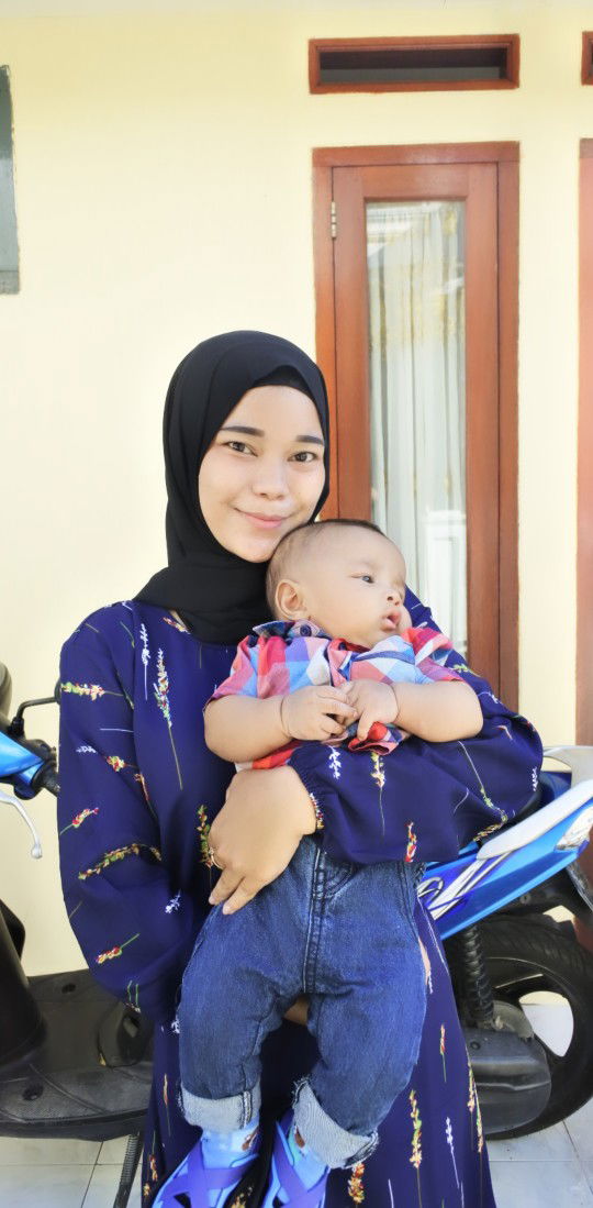 Riri Fazriah maulidina profile icon