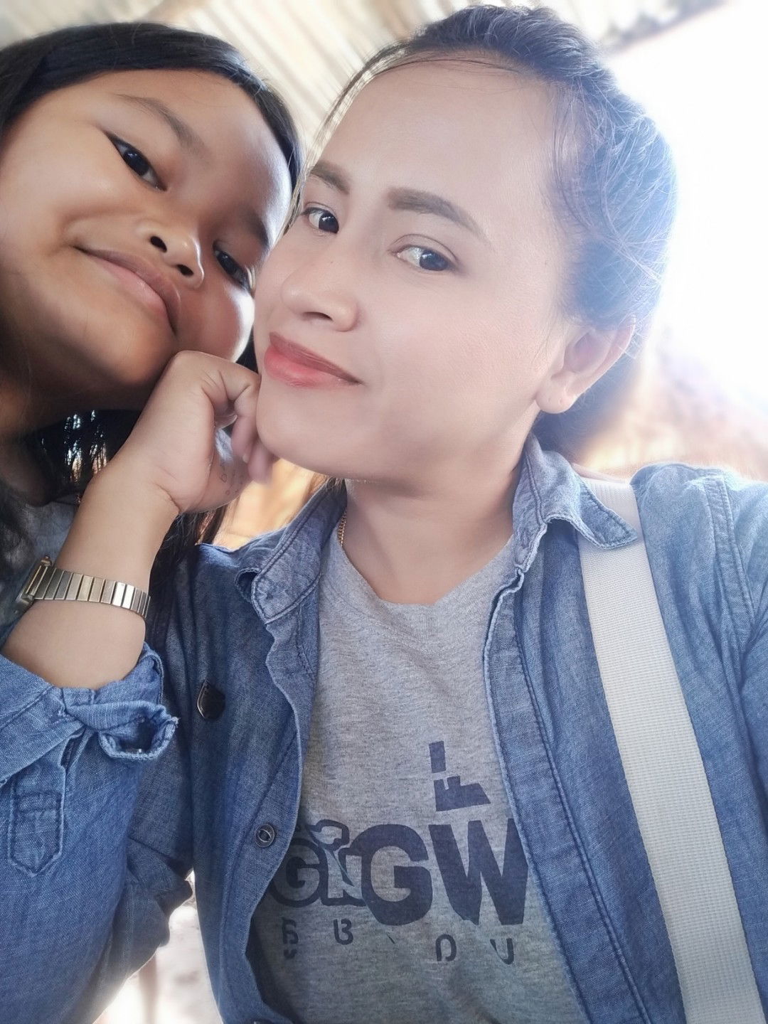 อ้อม สุบินทร์ profile icon