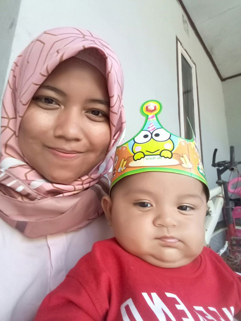 Ros Mawati profile icon