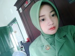 Devi Fitriyani profile icon