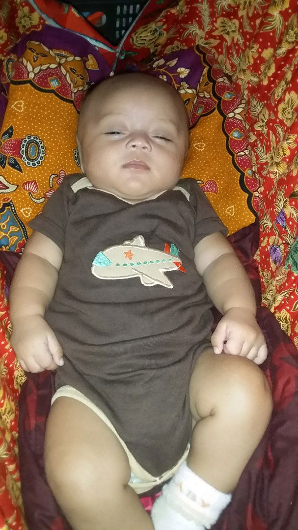 kakinya gk mau lurus normalkah?