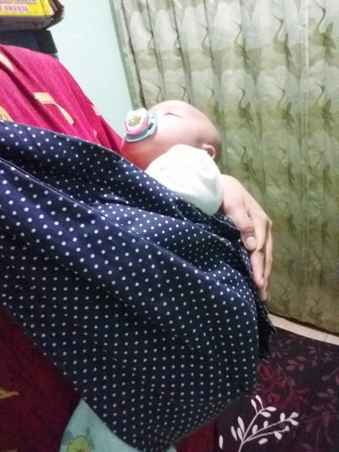 gendongan bayi