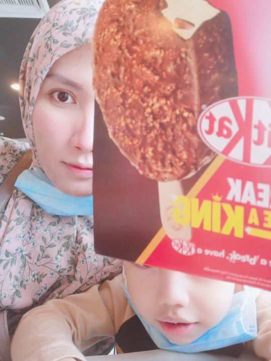 Mahira San profile icon