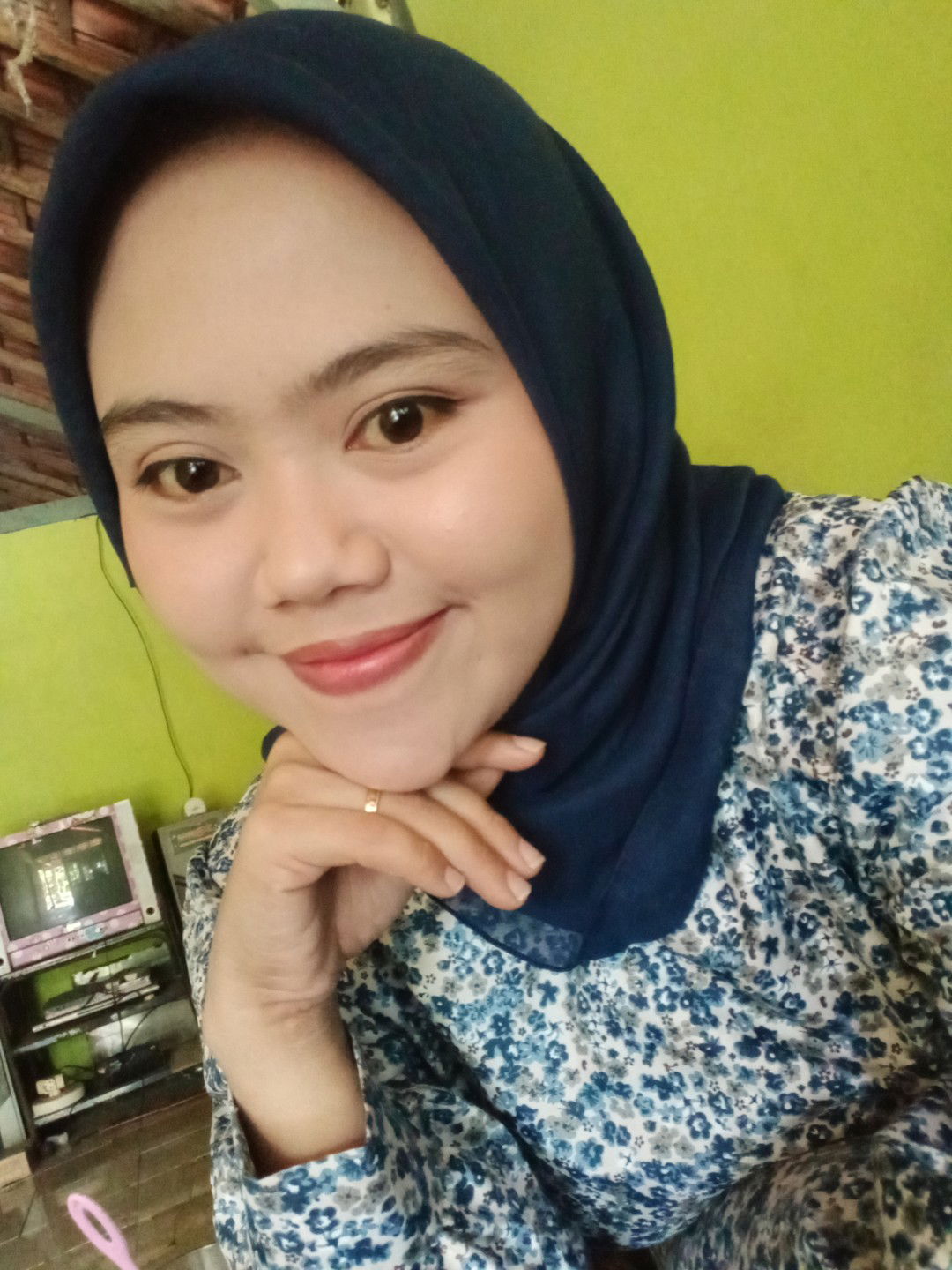 Aniswatul Khasanah profile icon