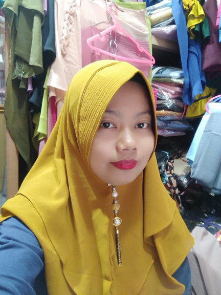 fitri yani profile icon