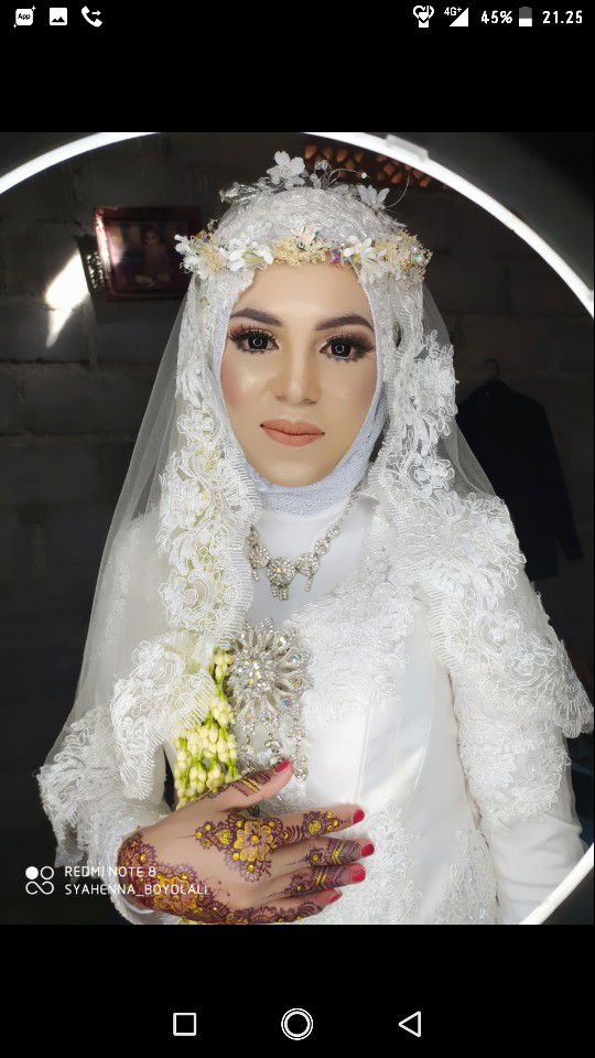 candra apriliana profile icon