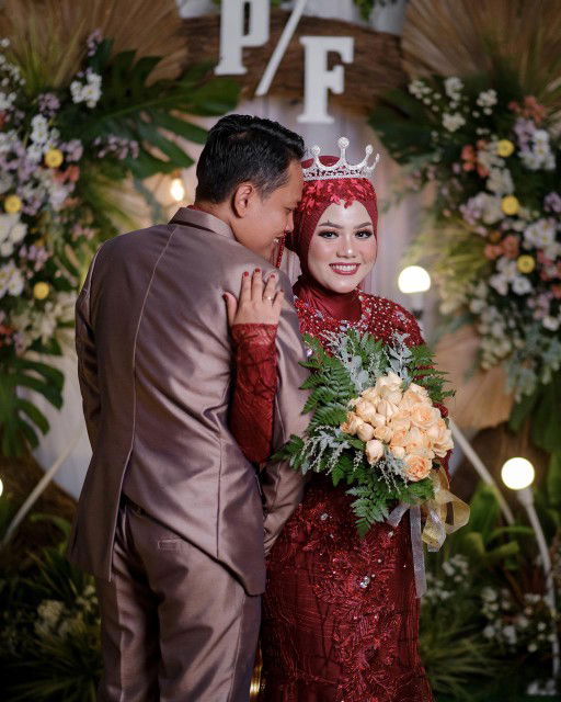 yuliana putri anggraini profile icon