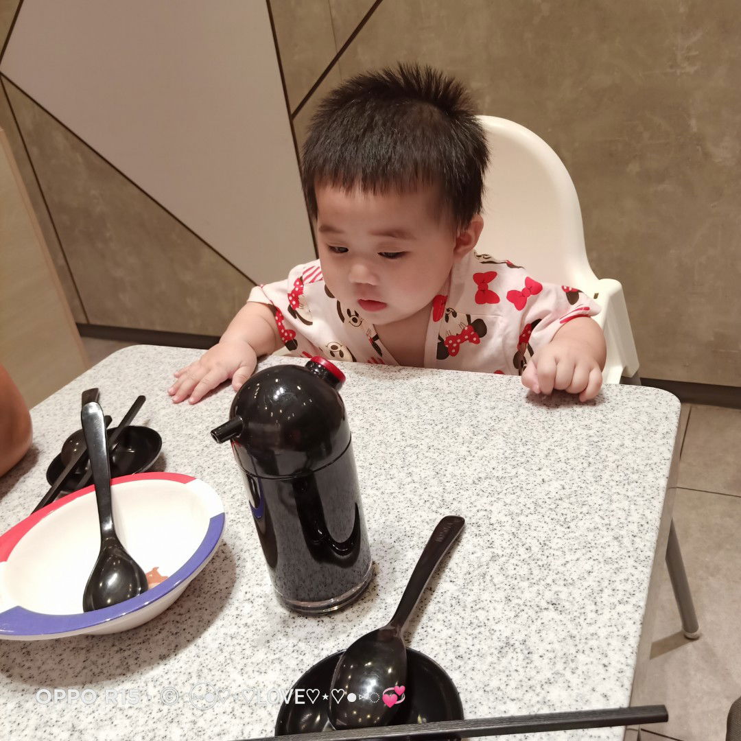 Elly Susanti profile icon