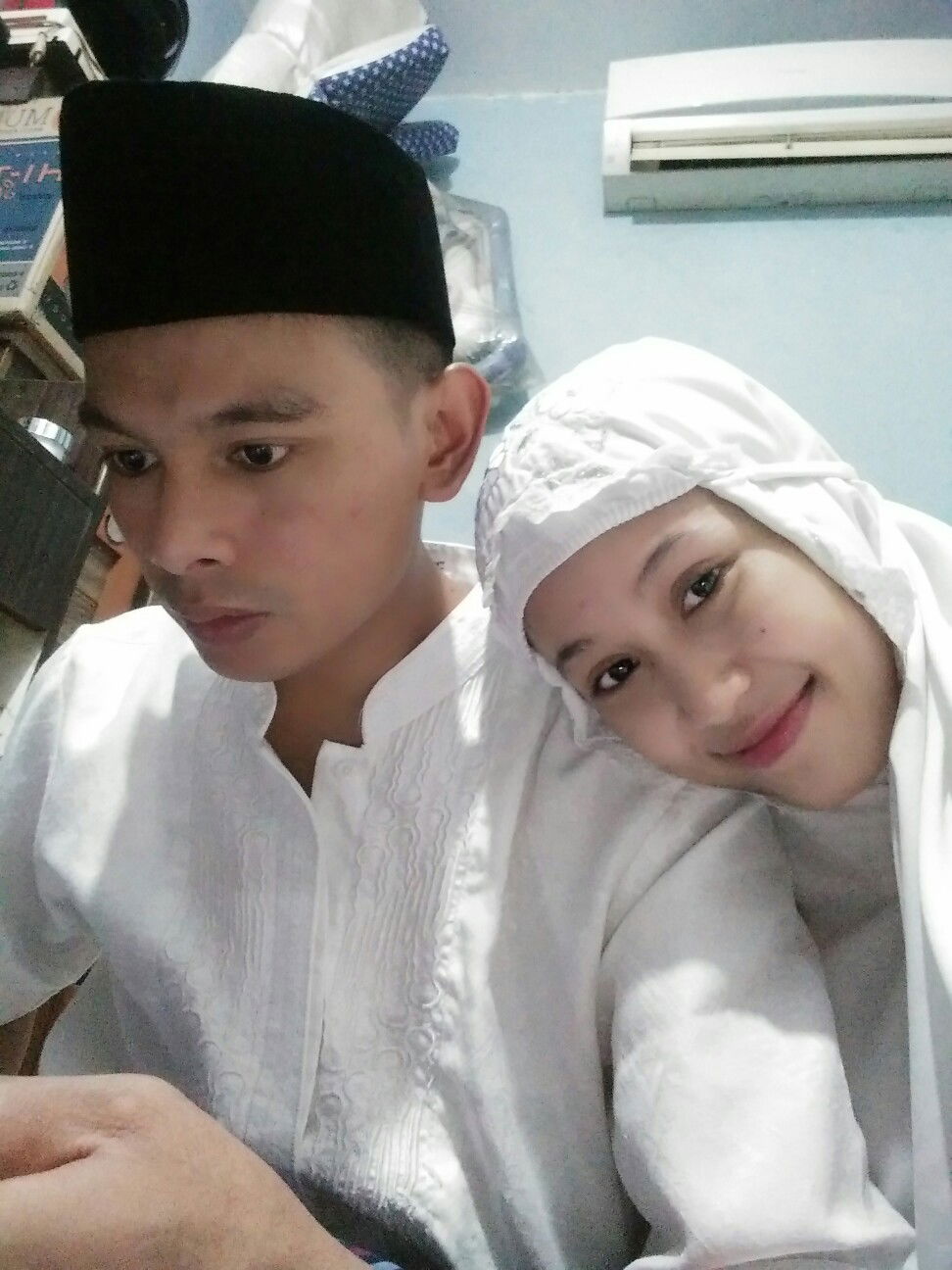 Titin Sumaeni profile icon