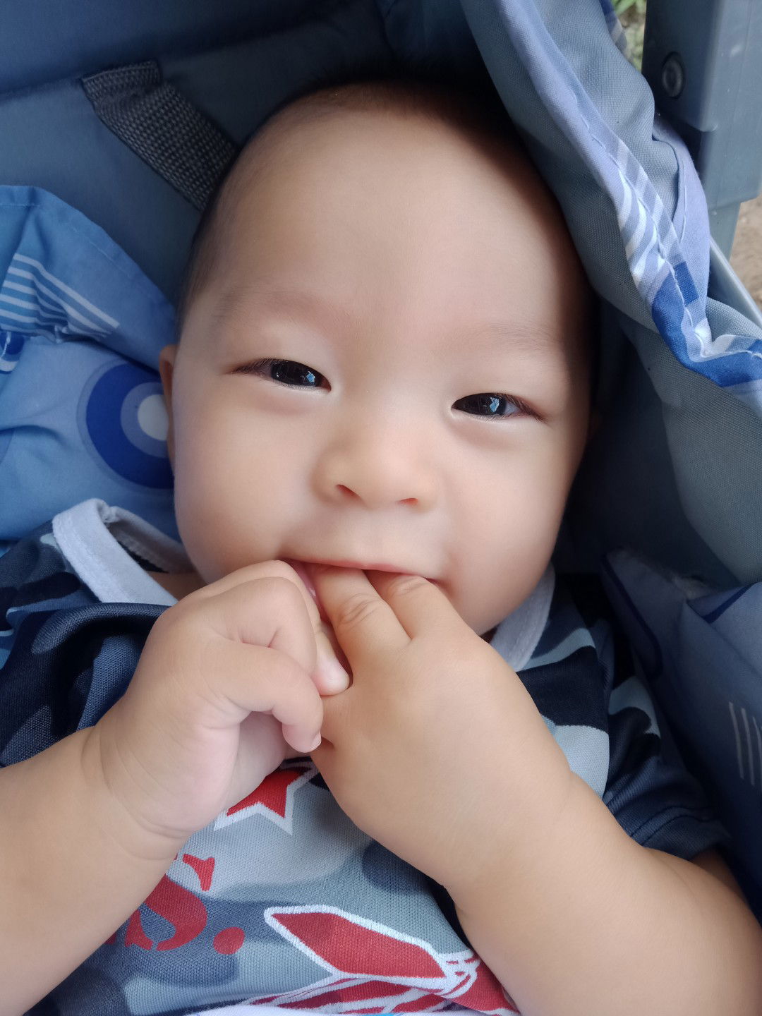 Rapeeporn profile icon