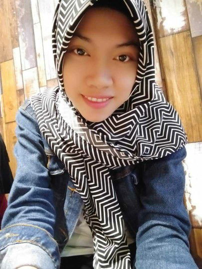 Sri Lestari profile icon