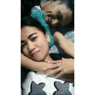 Usi Apriyanti profile icon