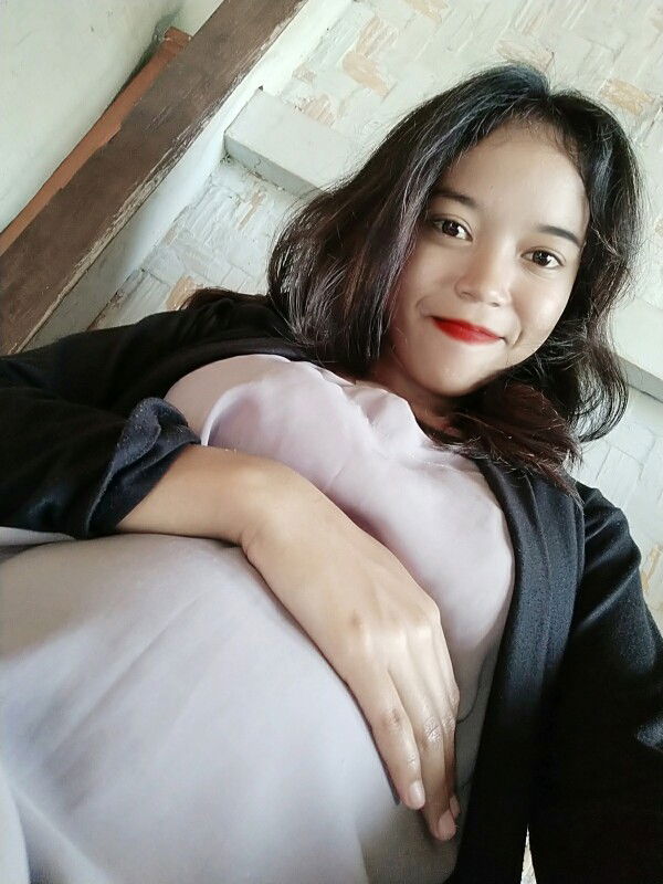 intan yulianti profile icon