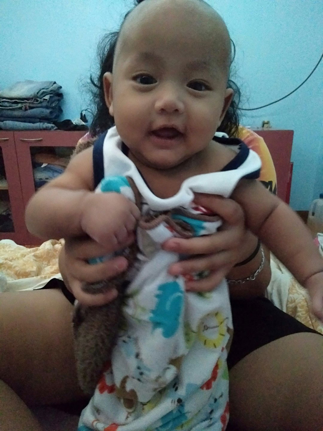 น้องคอเอียง