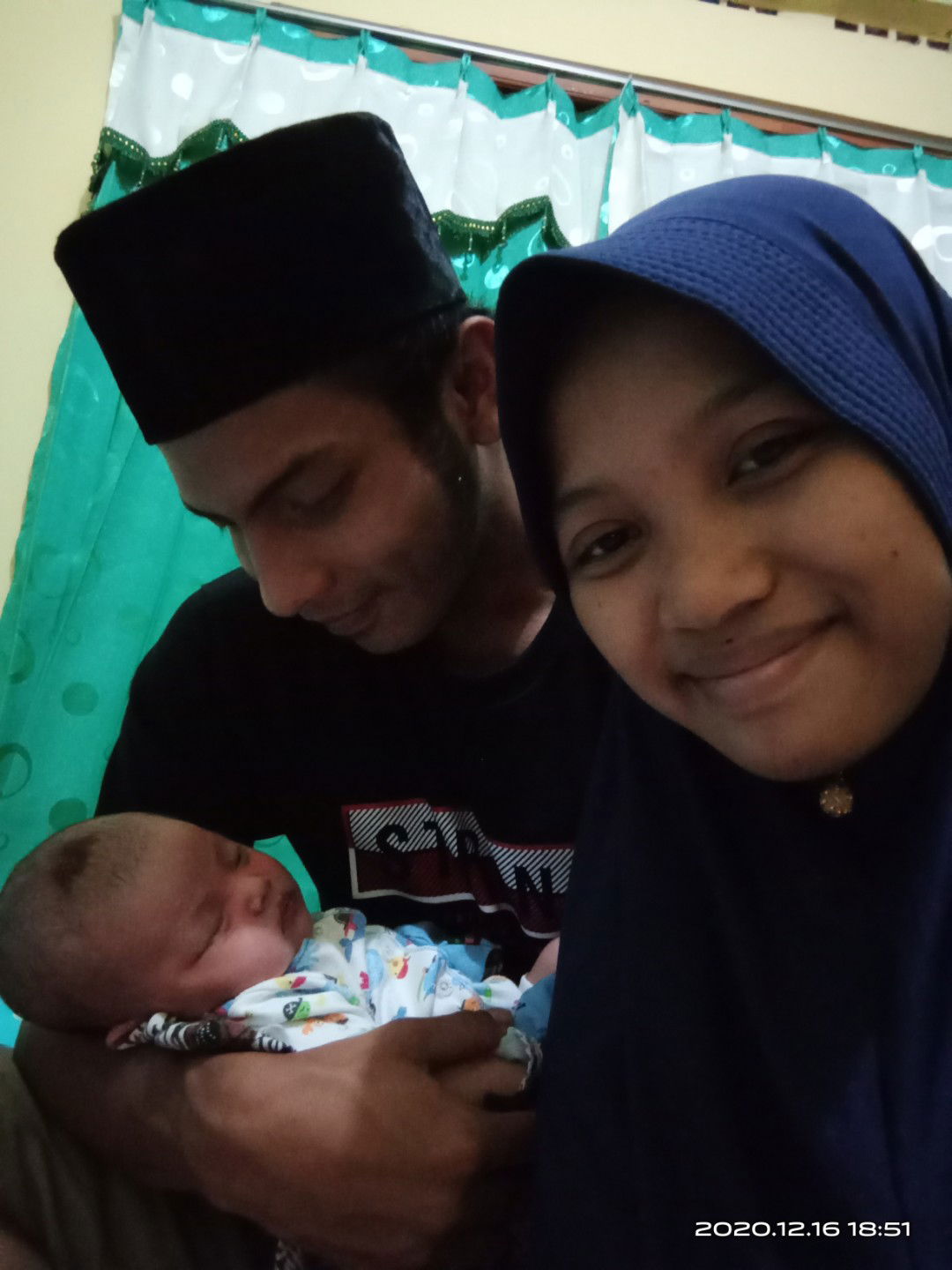 nur khasanah profile icon