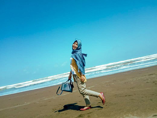 Nisa Febri profile icon