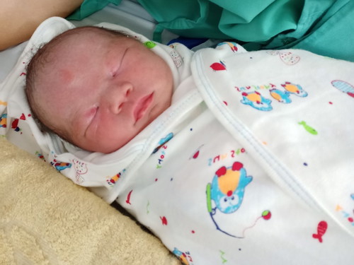 37+3 คลอดเอง