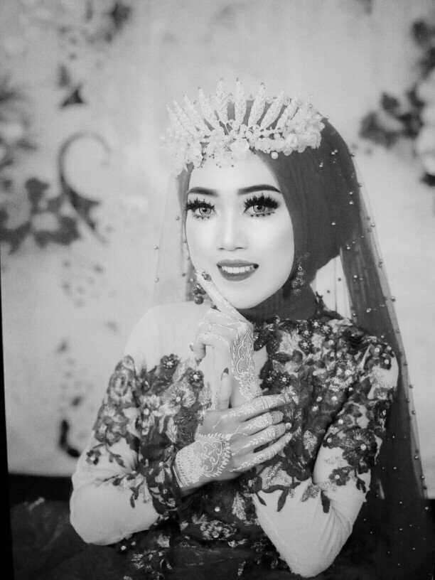 Efi Indri profile icon